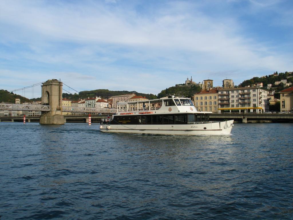 Première Classe Lyon Sud Vienne Esterno foto